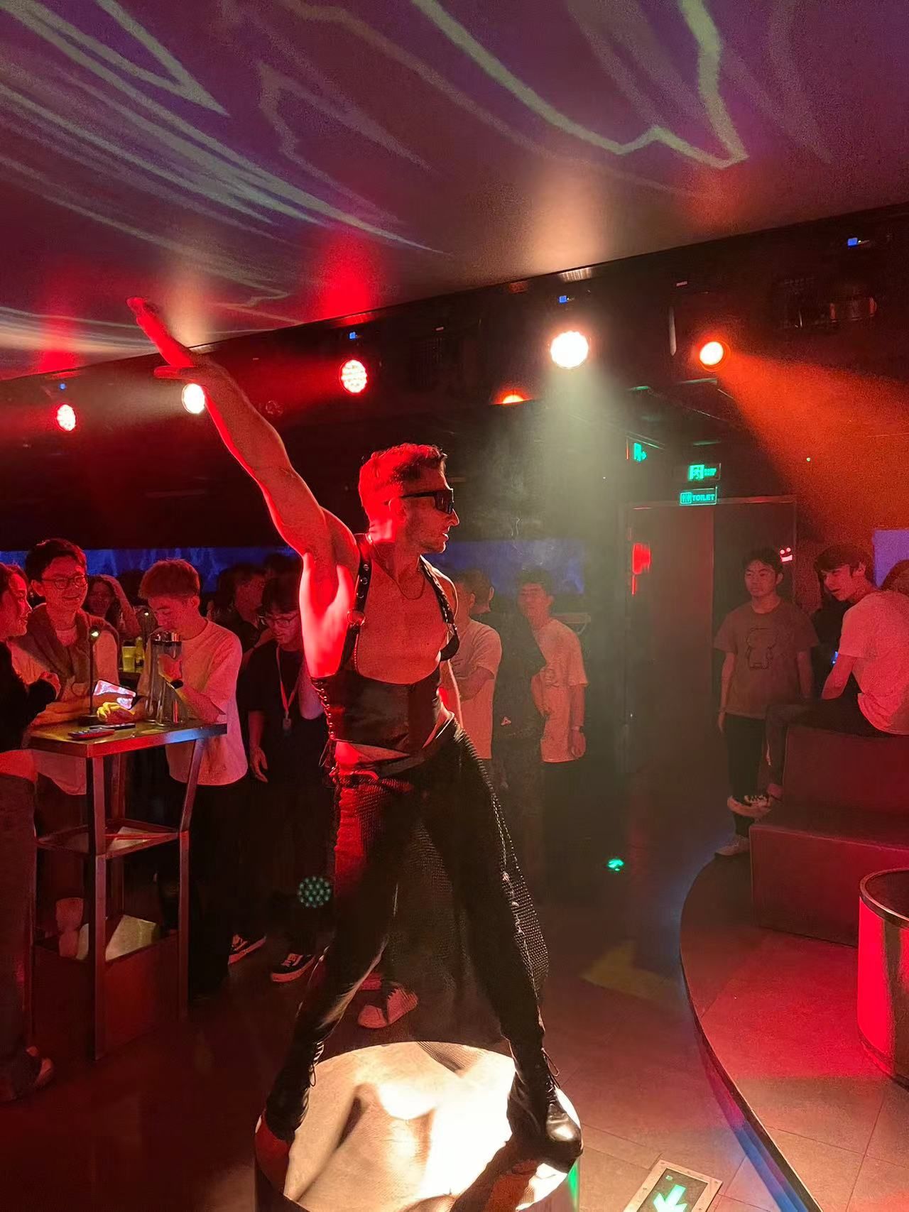 贵港商务ktv尽享高品质商务ktv体验-覃塘区ktv预定